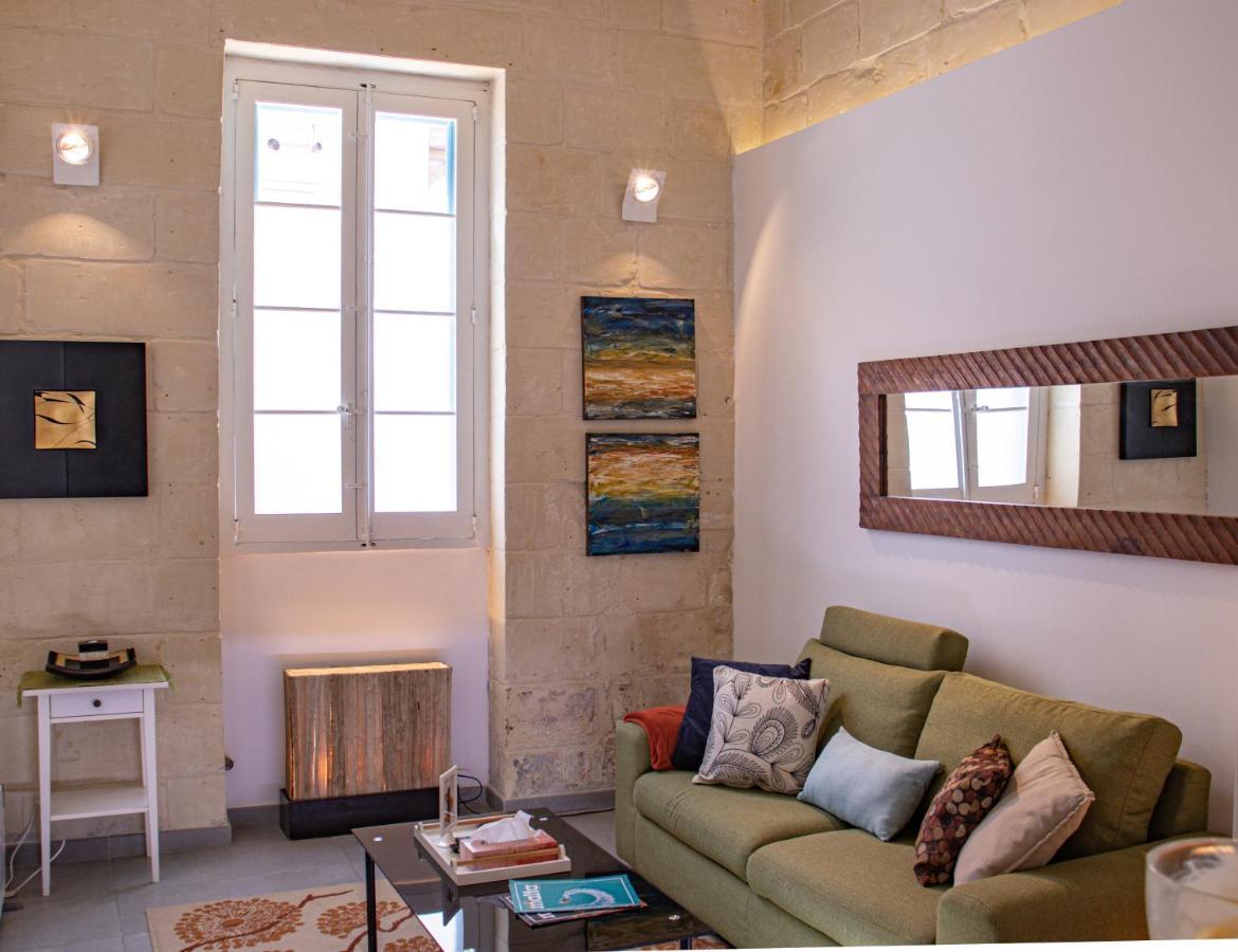28 Peter Apartment Sliema Luaran gambar